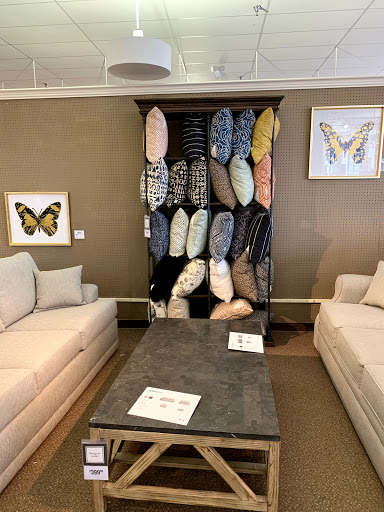 Furniture Store «Value City Furniture», reviews and photos, 2720 N Mall Dr, Virginia Beach, VA 23452, USA