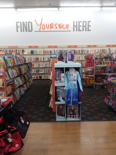 Used Book Store «2nd & Charles», reviews and photos, 10239 Indianapolis Blvd, Highland, IN 46322, USA