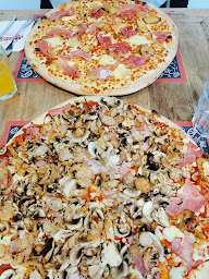 Photo n°42 de Lazzaro Pizza Guer à Guer ()