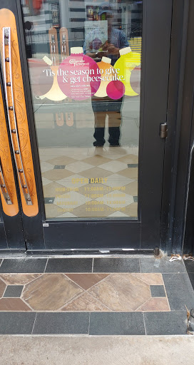 Restaurant «The Cheesecake Factory», reviews and photos, 1440 Plaza Pl, Southlake, TX 76092, USA