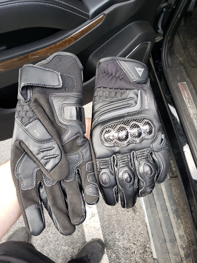 Motorcycle Parts Store «Cycle Gear», reviews and photos, 1765 NE 163rd St, North Miami Beach, FL 33162, USA