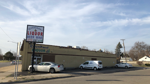 Liquor Store «Riverfront Liquor Shoppe», reviews and photos, 25110 Grand River Ave, Redford Charter Twp, MI 48240, USA