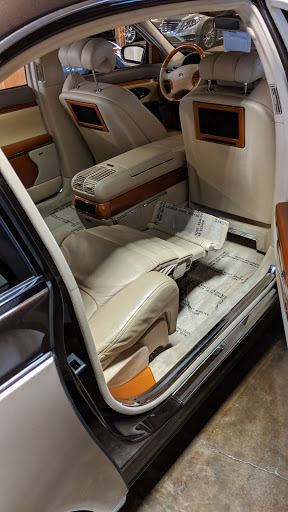 Used Car Dealer «Freeman Motor Company», reviews and photos, 7524 SW Macadam Ave, Portland, OR 97219, USA