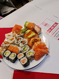 Sushi du Restaurant chinois ROYAL WOK GRILL à Dreux - n°12