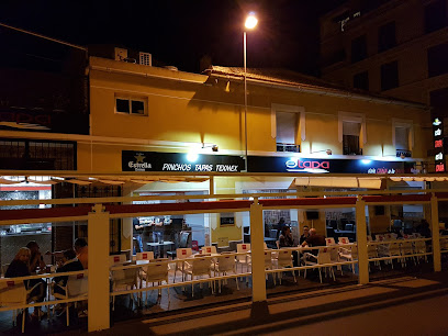 Bar El Rojo Cerveceria - C. San Pascual, 143, 03181 Torrevieja, Alicante, Spain
