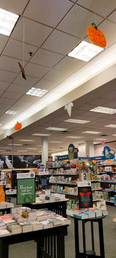 Book Store «Barnes & Noble», reviews and photos, 122 Brandon Town Center Dr, Brandon, FL 33511, USA