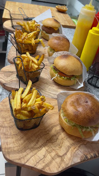 Plats et boissons du Restaurant Les Burgers Gourmets à Paris - n°14