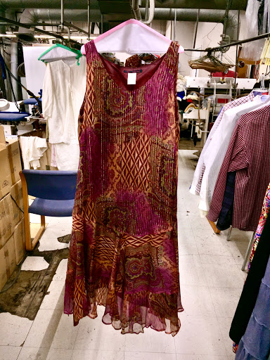 Dry Cleaner «Discount Cleaners», reviews and photos, 1111 W Airport Fwy # 113, Irving, TX 75062, USA