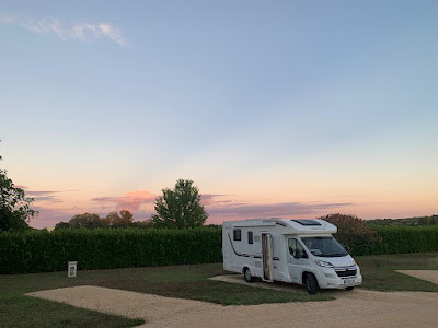 Aire camping-car privé Alma à Auriac-sur-Dropt