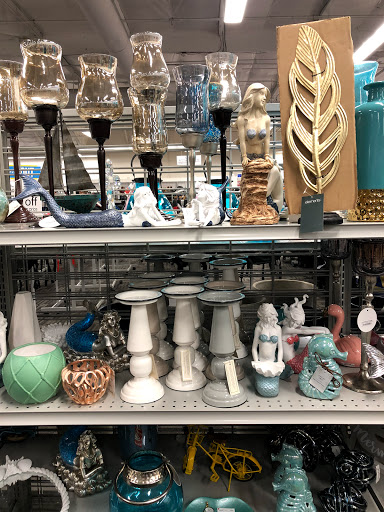 Clothing Store «Burlington Coat Factory», reviews and photos, 5959 W Sahara Ave, Las Vegas, NV 89146, USA