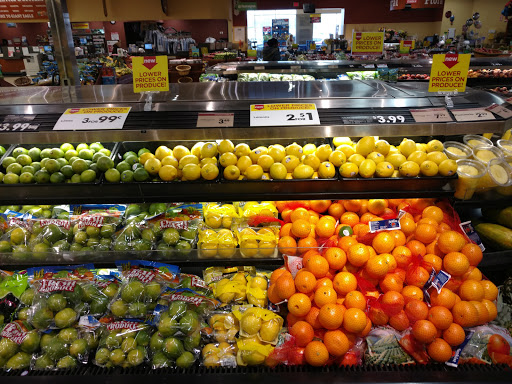 Supermarket «Giant Eagle Supermarket», reviews and photos, 1201 Mentor Ave, Painesville, OH 44077, USA