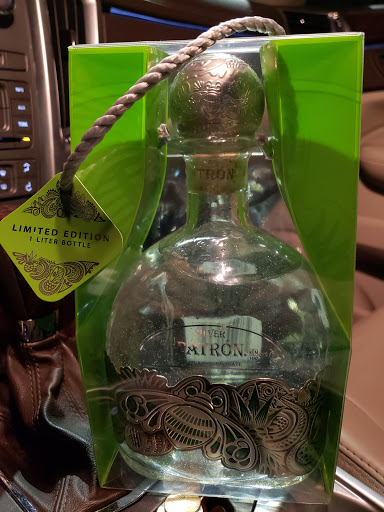 Beer Store «Village Keg Wine & Spirit Shop», reviews and photos, 5 Enfield St, Cincinnati, OH 45218, USA