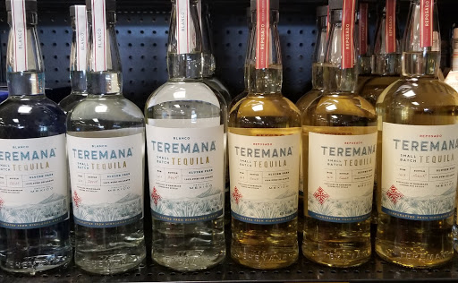 Wine Store «Canal Ponds Liquor», reviews and photos, 2516 Ridgeway Ave, Rochester, NY 14626, USA