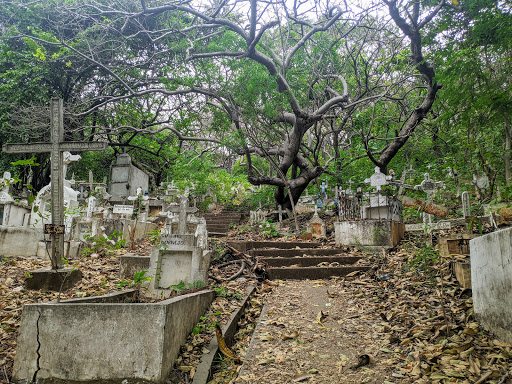 Cementerio Patrimonial de la Junta de Beneficencia de Guayaquil (Cementerio General)