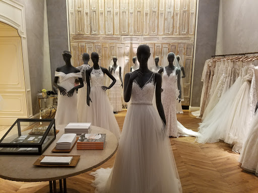 Bridal Shop «BHLDN», reviews and photos, 8 E Walton St, Chicago, IL 60611, USA