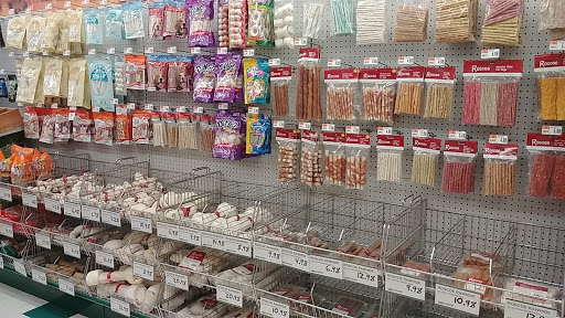 Pet Supply Store «Pet Supplies Plus», reviews and photos, 3701 W Old Shakopee Rd Suite 300, Bloomington, MN 55431, USA