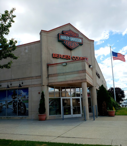 Harley-Davidson Dealer «Bergen County Harley-Davidson (Service Opens 9am)», reviews and photos, 124 Essex St, Rochelle Park, NJ 07662, USA