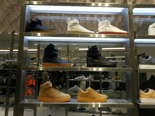 Clothing Store «Kith Brooklyn», reviews and photos, 233 Flatbush Ave, Brooklyn, NY 11217, USA