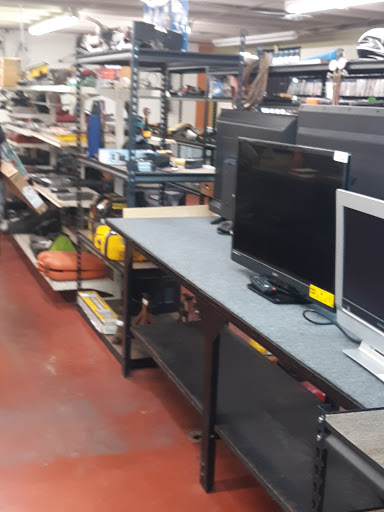 Pawn Shop «Crossville Pawn & Guns», reviews and photos, 245 Elmore Rd # 101, Crossville, TN 38555, USA