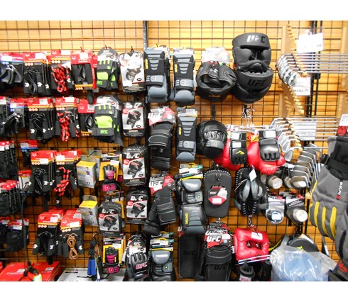 Sporting Goods Store «Play It Again Sports (Pacific Beach)», reviews and photos, 1401 Garnet Ave, San Diego, CA 92109, USA