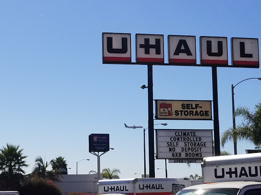Truck Rental Agency «U-Haul Moving & Storage of Inglewood», reviews and photos, 964 South La Brea Ave, Inglewood, CA 90301, USA