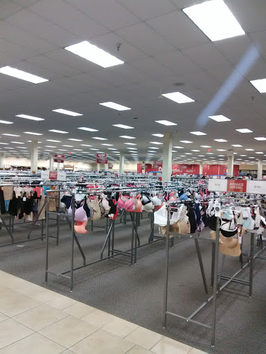 Clothing Store «Burlington Coat Factory», reviews and photos, 103 Marketplace Dr, Hampton, VA 23666, USA