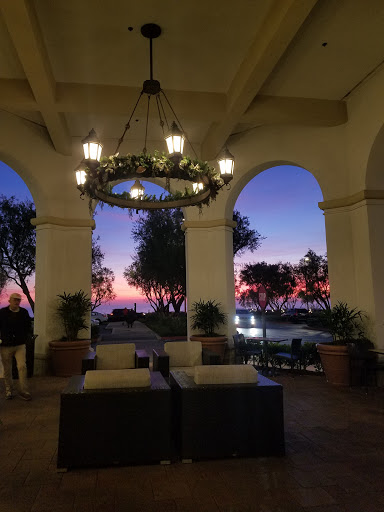 Shopping Mall «Crystal Cove Shopping Center», reviews and photos, 7845-8085 East Coast Hwy, Newport Beach, CA 92657, USA