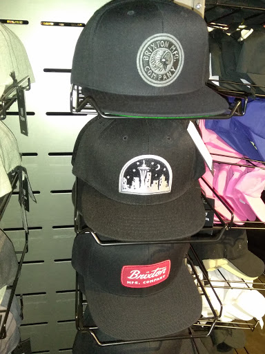 Clothing Store «Zumiez», reviews and photos, 1940 S Commons, Federal Way, WA 98003, USA