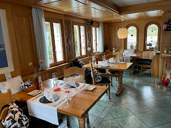 Hotel Restaurant - STRAUSS