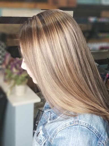 Hair Salon «G & D Salon», reviews and photos, 38 Robbinsville Allentown Rd D, Robbinsville, NJ 08691, USA