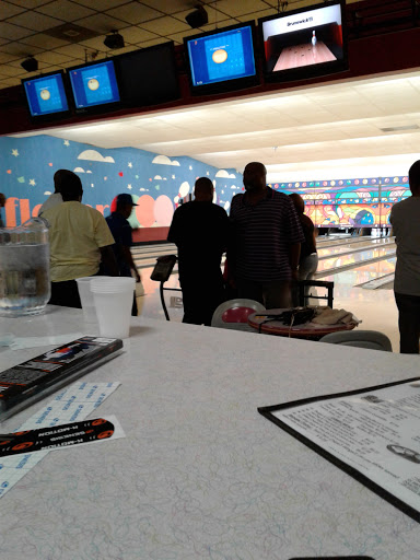 Bowling Alley «Mayflower Lanes», reviews and photos, 26600 Plymouth Rd, Redford Charter Twp, MI 48239, USA