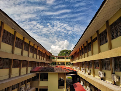 Sekolah Menengah Kebangsaan Bercham Hala