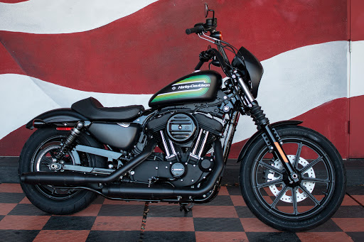 Harley-Davidson Dealer «Bergen County Harley-Davidson (Service Opens 9am)», reviews and photos, 124 Essex St, Rochelle Park, NJ 07662, USA