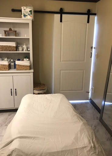 Hair Salon «Headquarters Hair & Beauty Salon», reviews and photos, 16625 Redmond Way # L, Redmond, WA 98052, USA