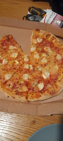 Plats et boissons du Pizzeria Domino's Pizza Auxerre - n°13