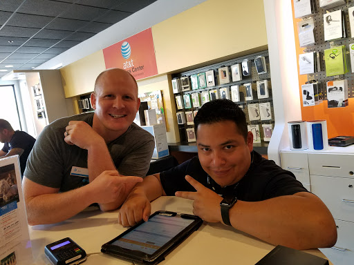 Cell Phone Store «AT&T», reviews and photos, 2620 Enterprise Rd, Orange City, FL 32763, USA