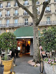 Photo n°94 de Les Jardins du Presbourg à Paris ()