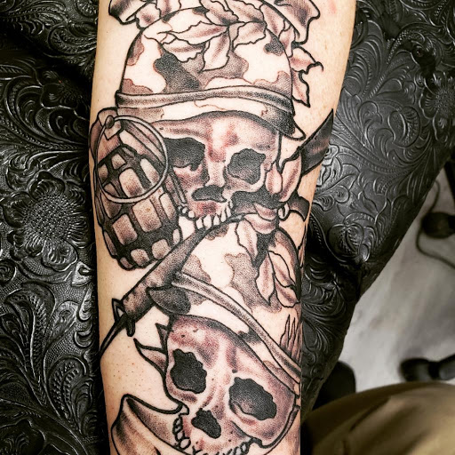 Tattoo Shop «Diamond Tattoos», reviews and photos, 7870 Culebra Rd #23, San Antonio, TX 78251, USA