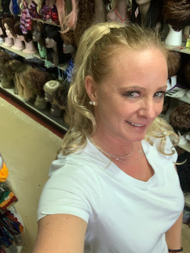 Cosmetics Store «El Beauty Supplies & Mall», reviews and photos, 7233 Boulevard 26, Richland Hills, TX 76180, USA