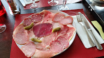 Charcuterie du Restaurant français Ô Chalet Restaurant à Éragny - n°15