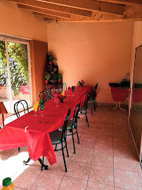 Atmosphère du Restaurant portugais Casa Rosa e Virgilio à Perpignan - n°2