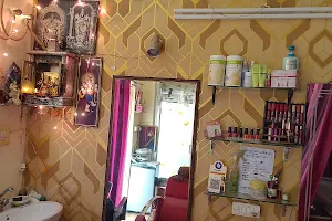 Touch and glow beauty parlour image