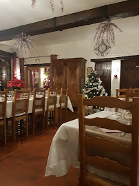 Atmosphère du Restaurant français Hostellerie des Marronniers à Pontailler-sur-Saône - n°11