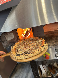 Photos du propriétaire du Pizzeria L'authentique pizza ô feu de bois à Eaubonne - n°4