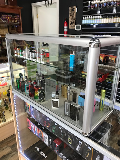 Tobacco Shop «Puff&Pass Smoke Shop», reviews and photos, 14151 Ramona Blvd #2B, Baldwin Park, CA 91706, USA