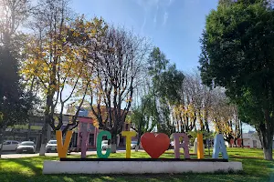 Plaza De Armas Victoria image