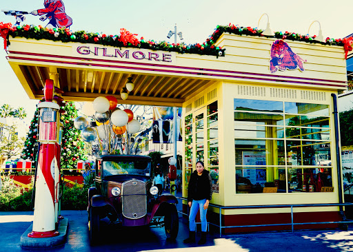 Shopping Mall «The Grove», reviews and photos, 189 The Grove Dr, Los Angeles, CA 90036, USA