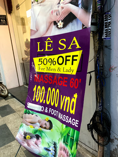 Foot massage LÊ SA