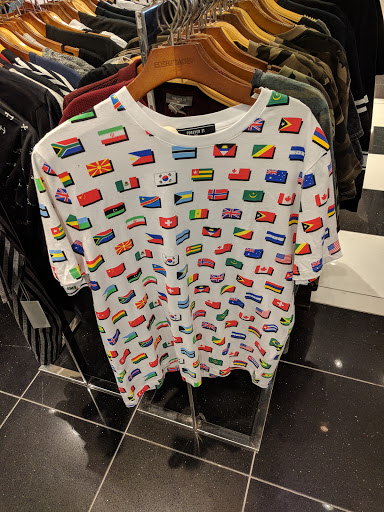 Clothing Store «Forever 21», reviews and photos, 757 Spectrum Center Dr, Irvine, CA 92618, USA