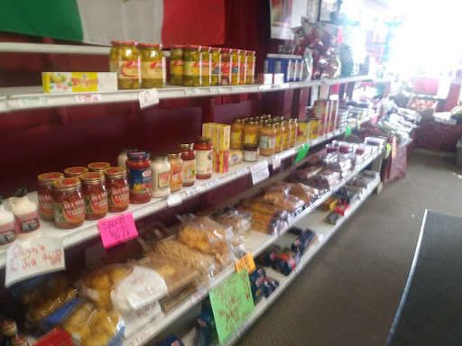 Deli «Joe Tomato Italian Market», reviews and photos, 707 S Main St, Pueblo, CO 81004, USA